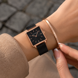 RELOJ HANNAH MARTIN MALIBU BLACK ROSE + BRAZALETE Wayano Store